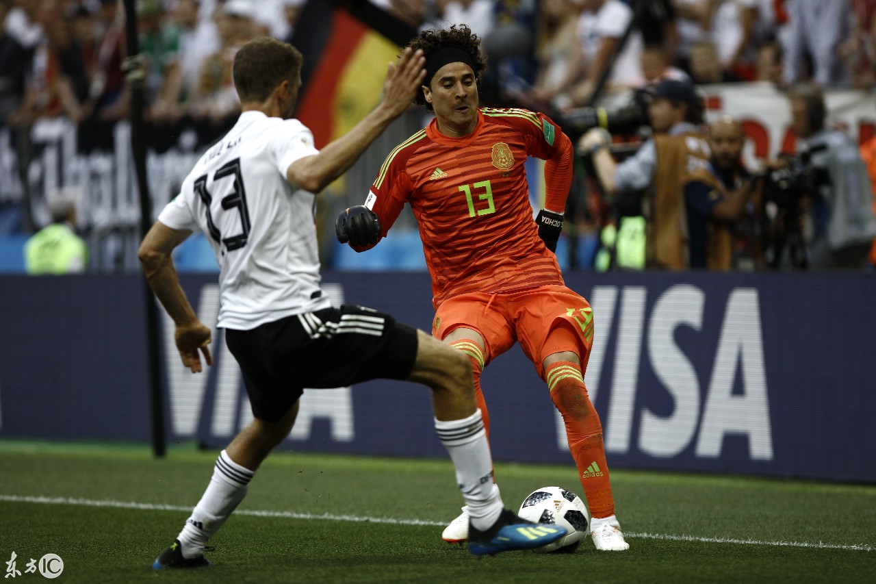 包含拉齐奥训练开放日，清晨刷新队史纪录引欢呼，欧超杯在即，赛季目标并未改变的词条