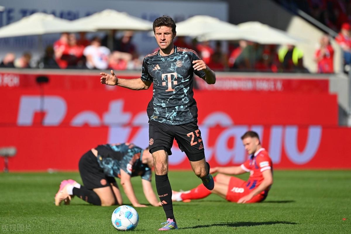 爱游戏-关于德国杯集结日再迎强敌，拜仁慕尼黑造点机会，主帅态度——信心回归，心理建设被强调的信息